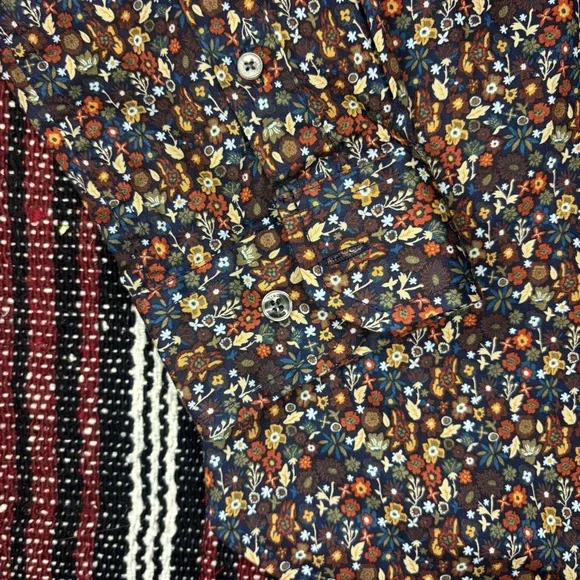 Ben Sherman Slim Fit Floral Button Up Shirt, Size Medium - Picture 3 of 6